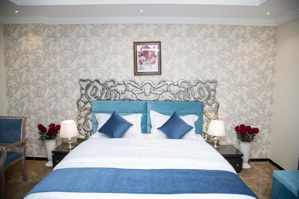 Diva Hotel Suites Jeddah Exterior photo