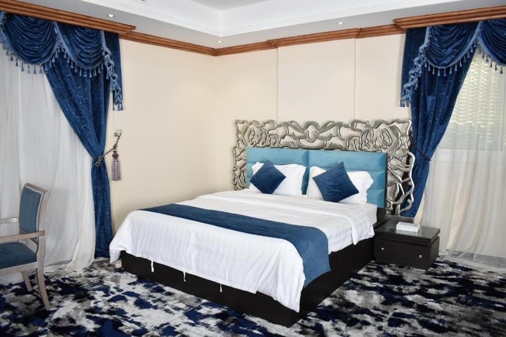 Diva Hotel Suites Jeddah Exterior photo