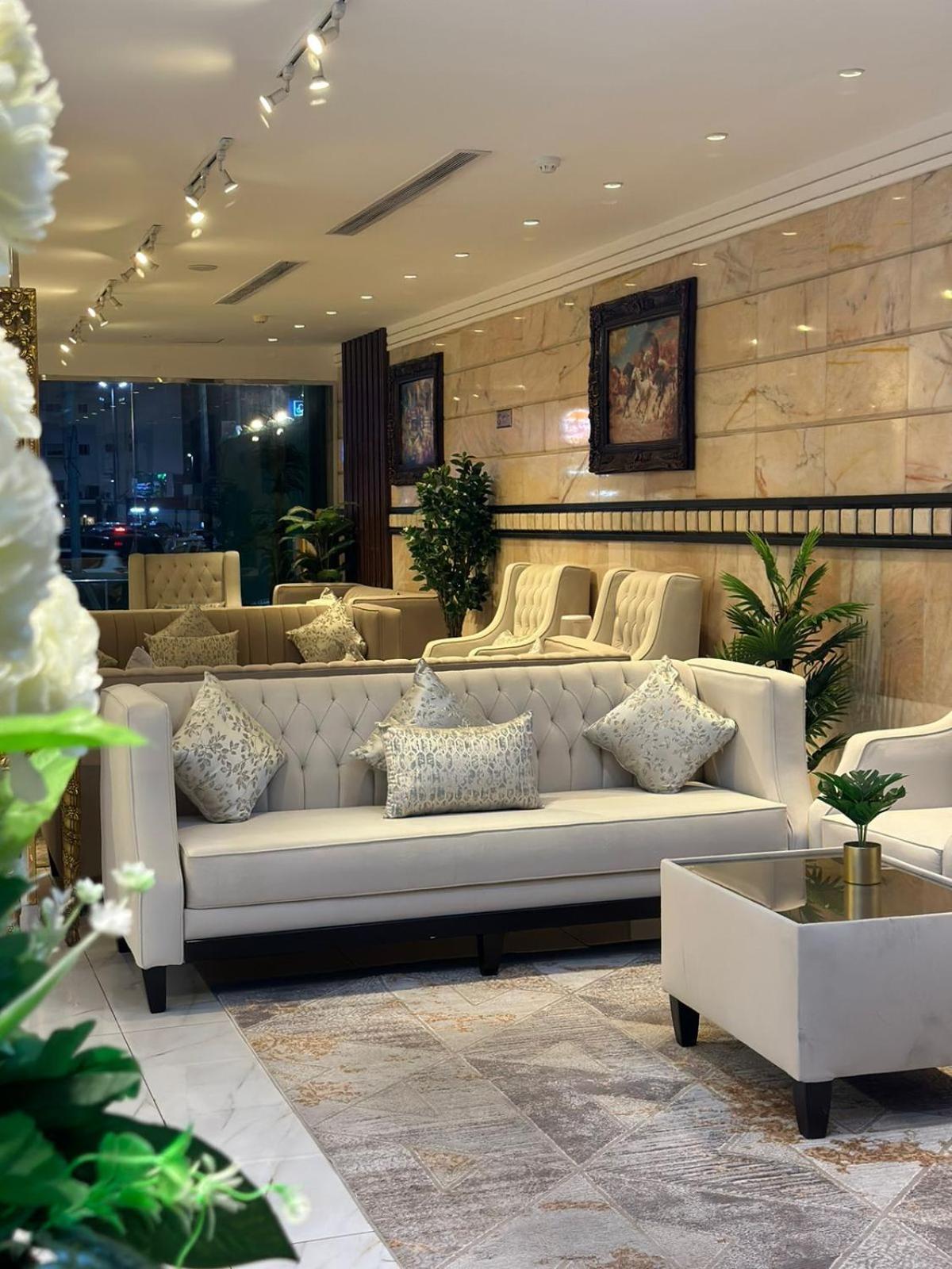 Diva Hotel Suites Jeddah Exterior photo